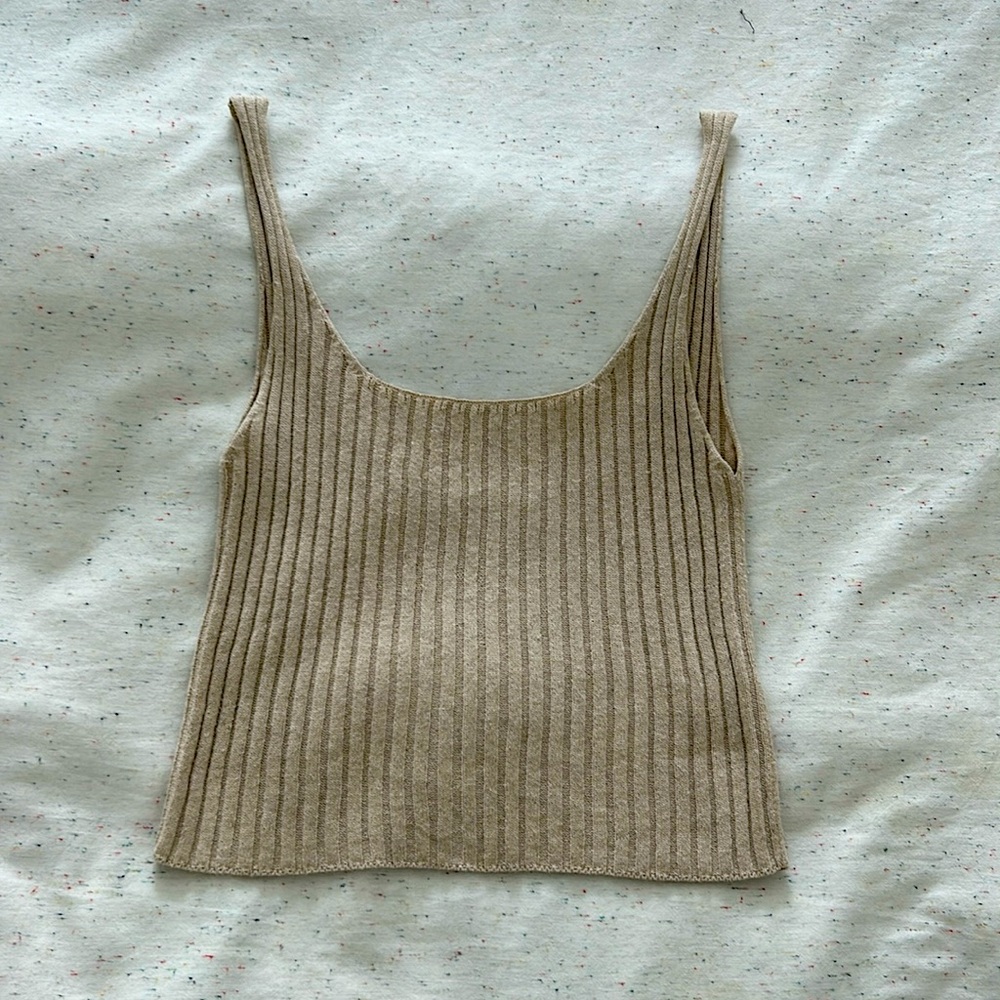 Shaina Mote sweater Tank Small